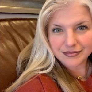 Meet your Posher, Beth